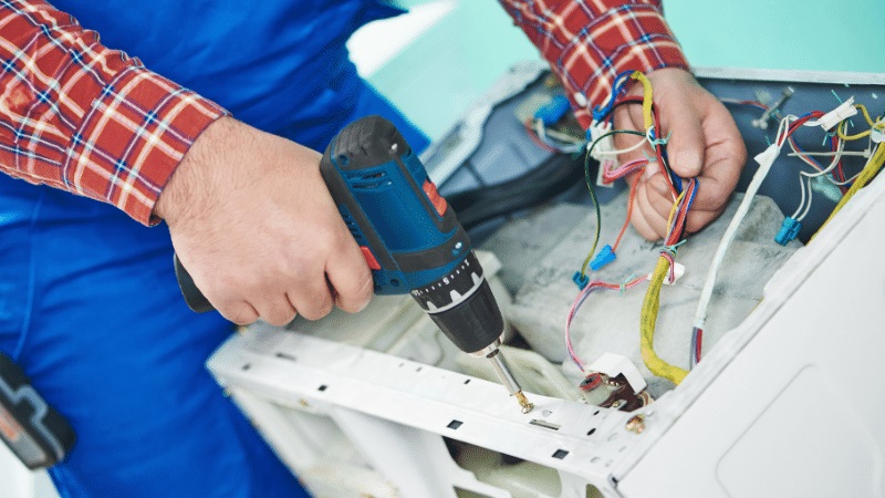 Aliağa Hitachi servisi orijinal yedek parça kullanımı